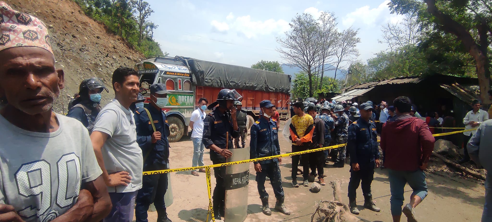 सम्पर्क