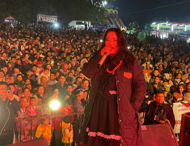 गैंडाकोट महोत्सव: ज्योती मगरको प्रस्तुतीमा झुम्मिए दर्शकहरु